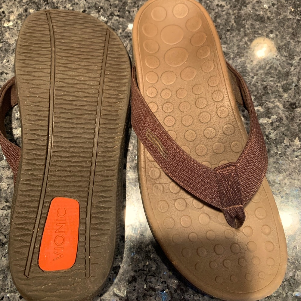 Vionic Men’s Sandals
